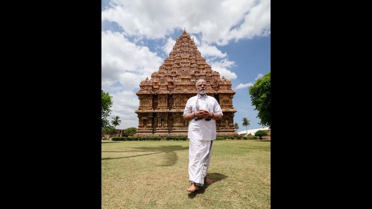 PM Modi performed pooja and darshan at Gangaikonda Cholapuram Temple in Tamil Nadu. (Photo credit: narendramodi.in)