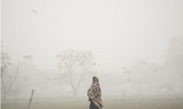 The AQI hovered between 350 and 450 in most parts of the national capital.