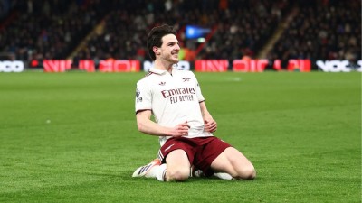 Declan Rice scored twice as Arsenal extend their Premier League.