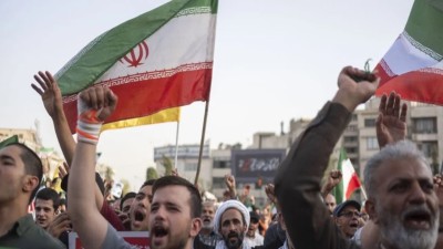 A total of 990 people were arrested and at least 20 people killed during the week-long protests across Iran. 