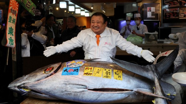 The bluefin tuna auctioned for a record 510 million yen in Tokyo. (Photo credit: Reuters)