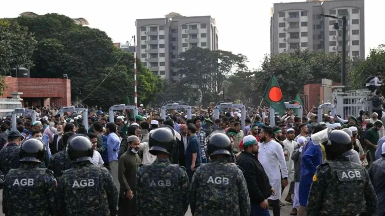 The incident comes against the backdrop of a sharp rise in attacks on Hindus across Bangladesh.