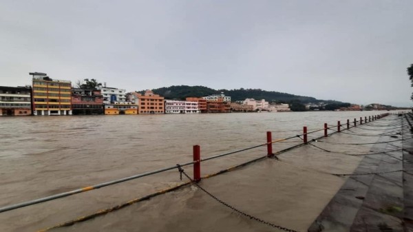 Ganga_in_Haridwar