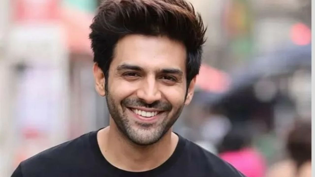 Kartik Aryan and mystery girl Karina Kubiliute stayed in same hotel | Here's what we know