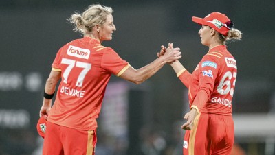 Sophie Devine helped Gujarat Giants clinch a thriller against Delhi Capitals in the WPL 2026.