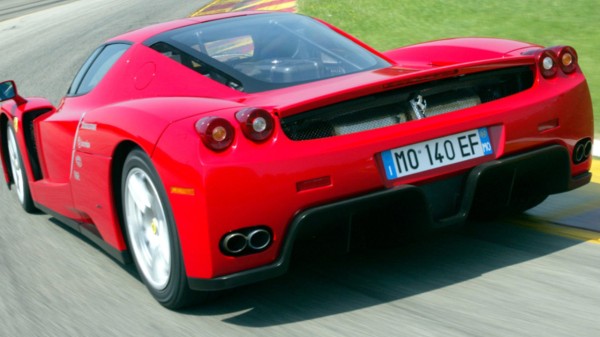 Ferrari Enzo got a carbon fiber monocoque chassis