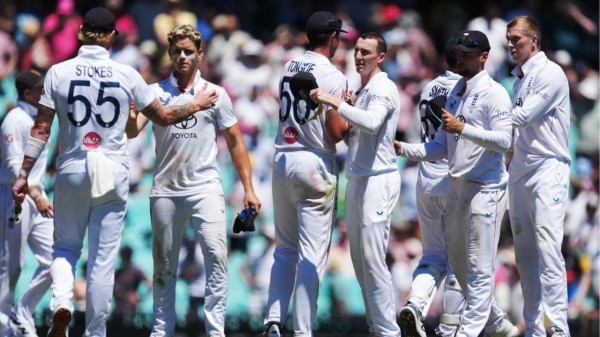 ECB set to impose player curfew after drinking saga during Ashes tour - Report