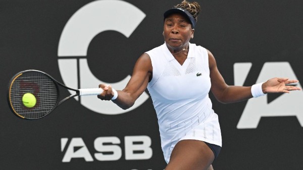 Venus Williams lost at Hobart International.