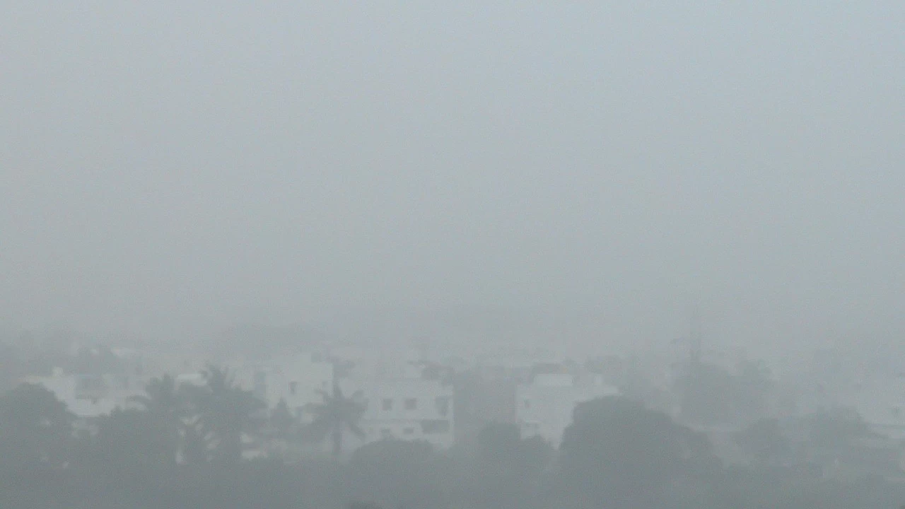 Chennai airport: 8 flights cancelled, 10 delayed due to Bhogi festival, smoke, haze & fog