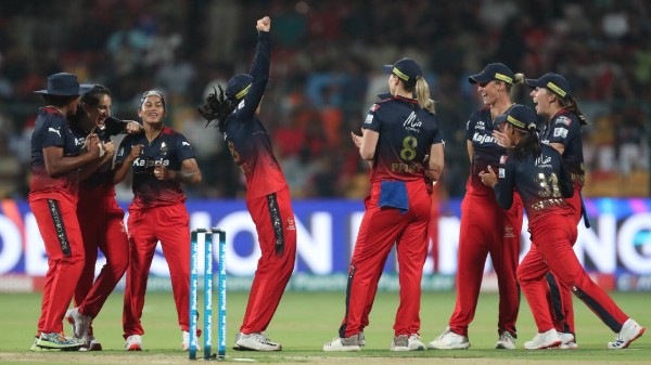 RCB thrash Gujarat Giants to bag third successive win in WPL