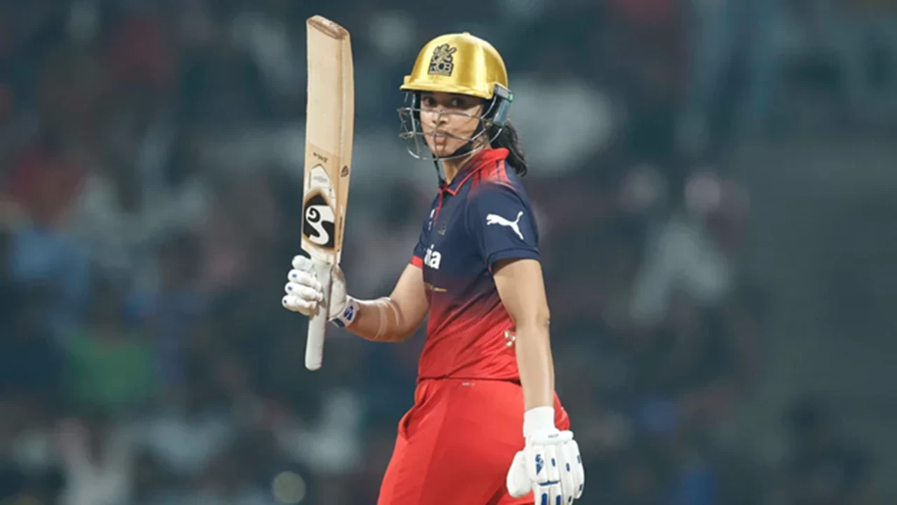 Smriti Mandhana played a brilliant knock of 96 runs for RCB against DC.