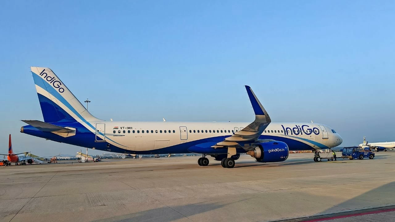 IndiGo airlines' officials are set to meet DGCA officers on Monday to give an update about operating 2,000 flights everyday, after the exemption from the FTDL rule ends (Representative image) 