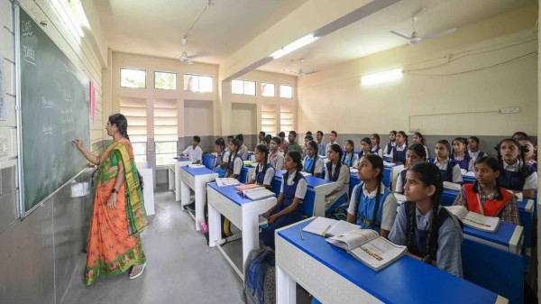 Telangana private schools won't be allowed to hike fee by more than 8 percent. 