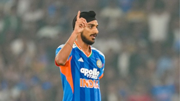 Indian fast bowler Arshdeep Singh equalled Bhuvneshwar Kumar unwanted record in the second T20I against New Zealand.