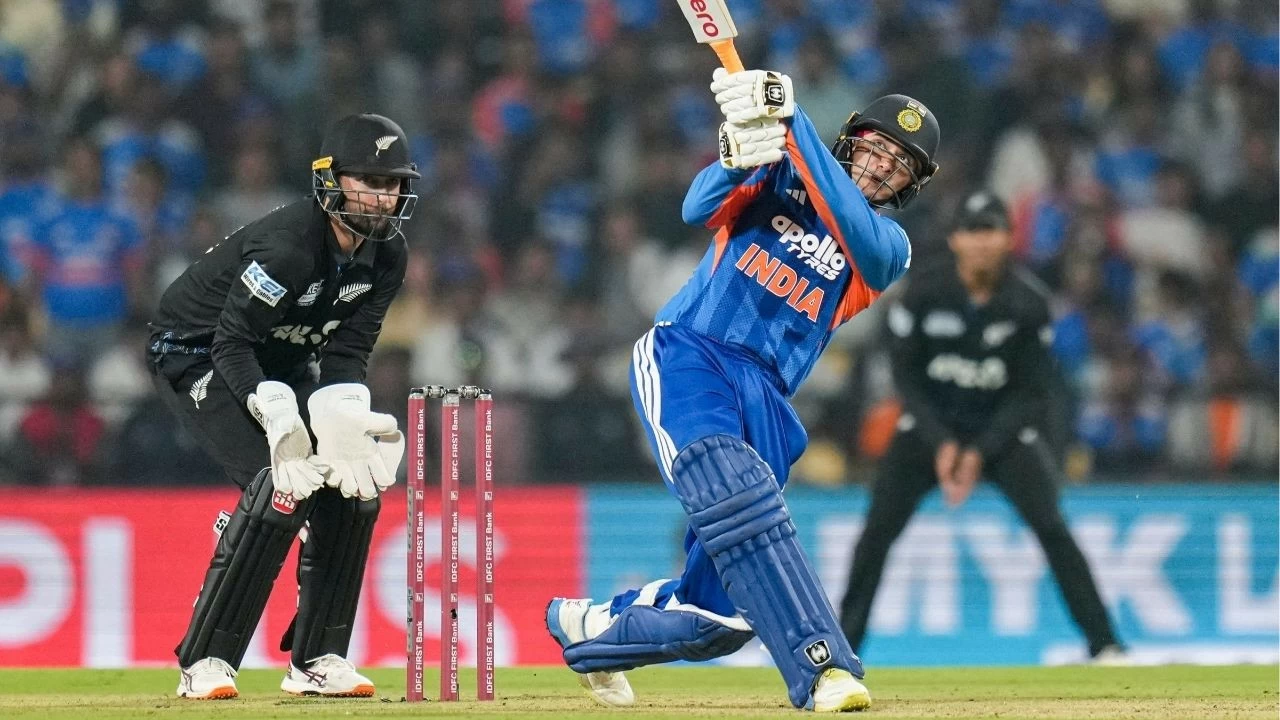 India beat New Zealand by 8 wickets in the third T20I.