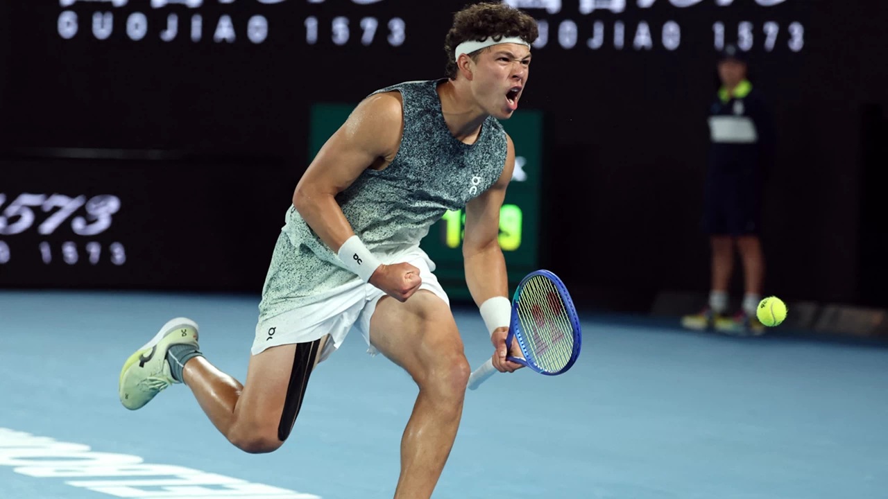 Ben Shelton will face Jannik Sinner in the quarter-finals of the Australian Open 2026.