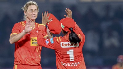 Gujarat Giants beat Delhi Capitals in a thriller.