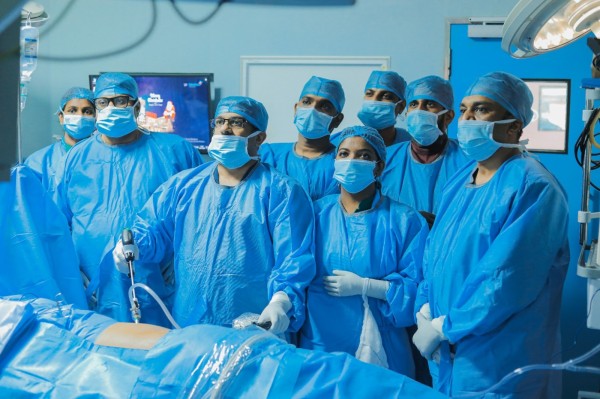The group of doctors at VPS Lakeshore hospital who performed the rare surgery 