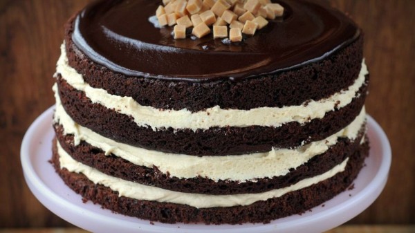 Valentine’s Day cake designs that feel special and celebratory (Picture credit: Pinterest)