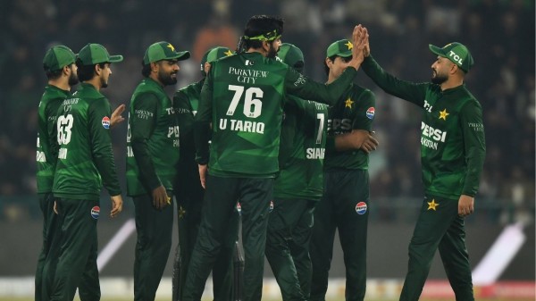 Salman Agha, bowlers shine as Pakistan beat Australia in 2nd T20I to clinch series